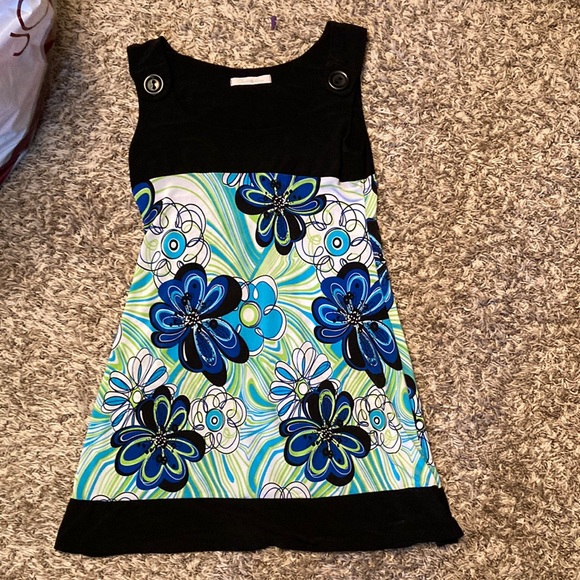 Flower dress medium - Picture 1 of 3